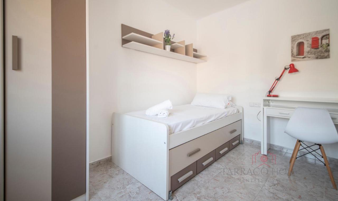 Tarracohomes, Th134 Apartamento Moderno En El Centro De タラゴナ エクステリア 写真